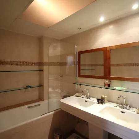 Agencia Rue D'antibes Apartment